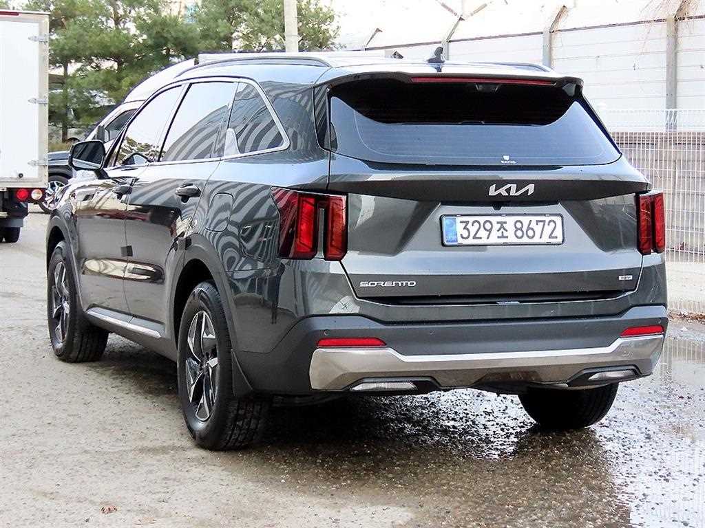 Kia Sorento 1.6T 2WD Noblesse 4