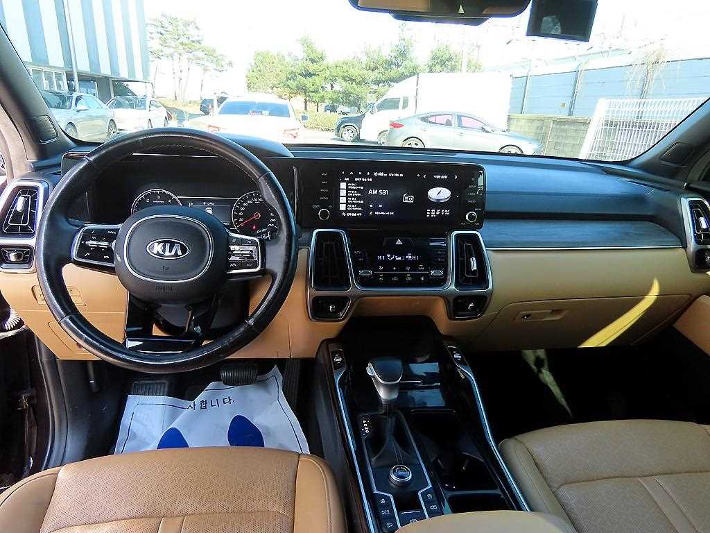 Kia Sorento Diesel 2.2 2WD Signature 8