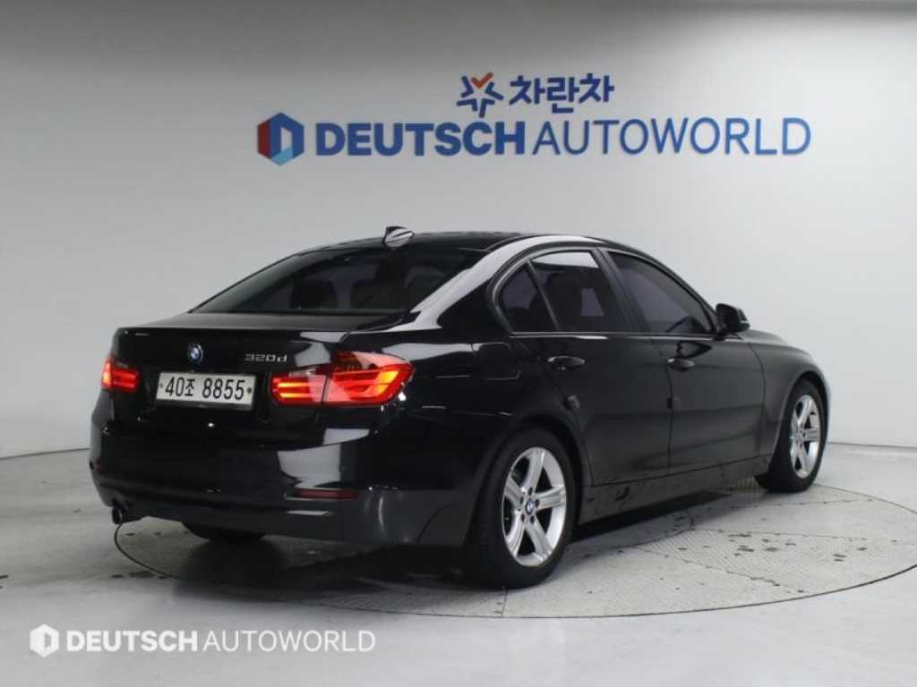 BMW 3시리즈 320d 사진 2/20