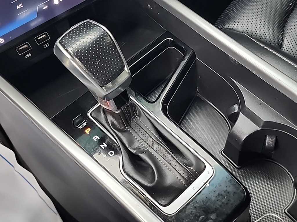 KG Mobility (Ssangyong) Torres 1.5 GDI-T 2WD T7 9