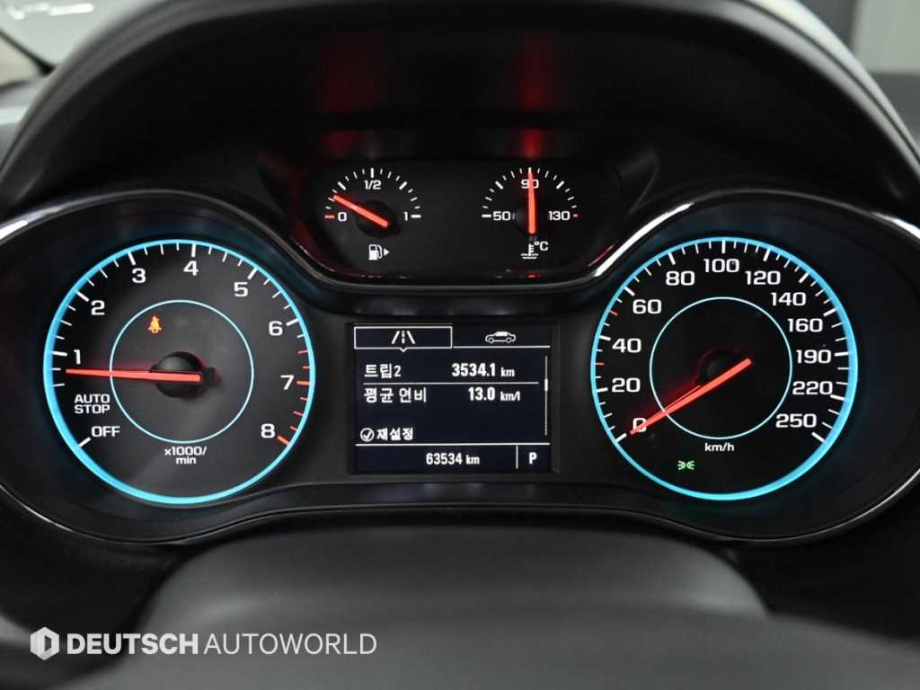 Chevrolet Cruze 1.4 Turbo LS 9