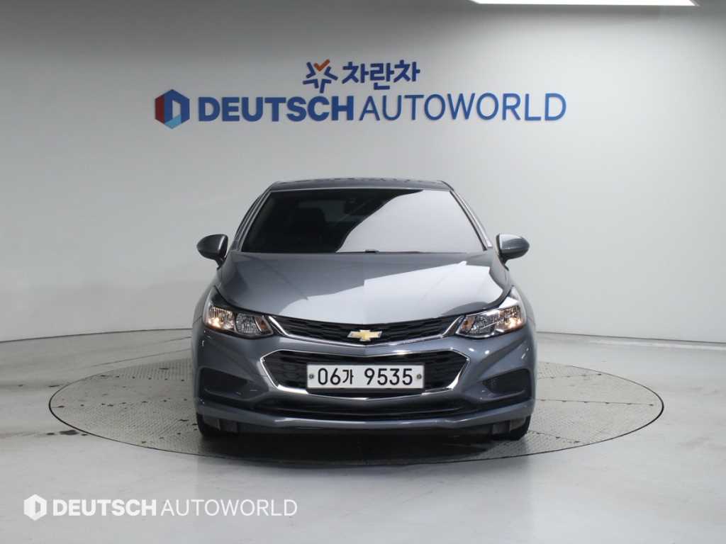 Chevrolet Cruze 1.4 Turbo LS 4