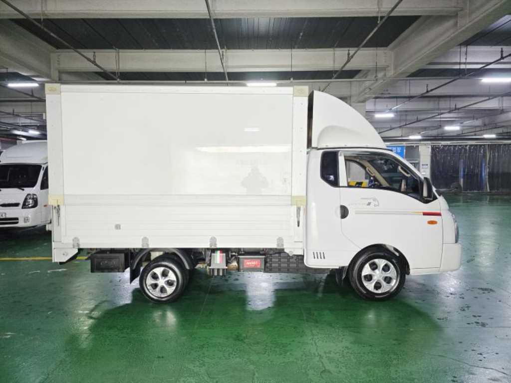 Hyundai Porter Electric 4