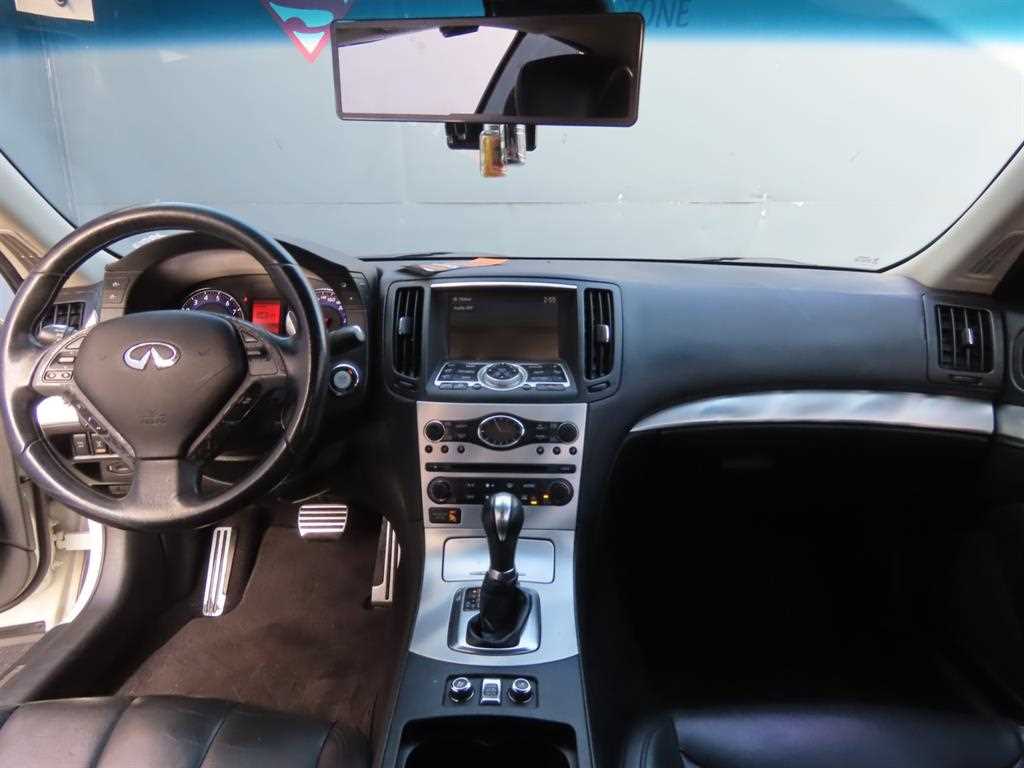 Infiniti G Convertible 7