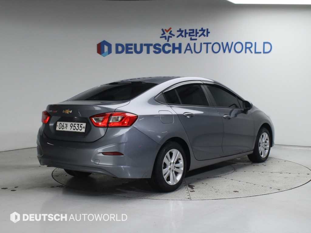 Chevrolet Cruze 1.4 Turbo LS 3