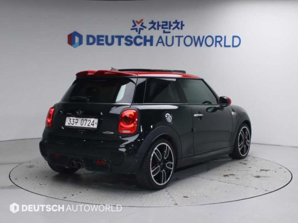 MINI 쿠퍼 JCW 사진 2/20