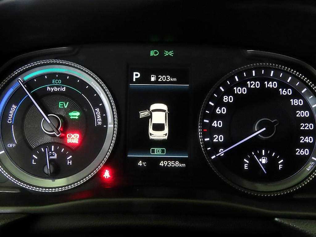 Hyundai Sonata Premium Plus 10