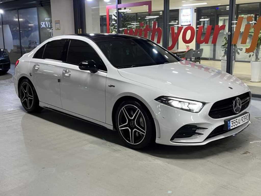 A클래스 W177 AMG A35 4MATIC 세단 2022년식