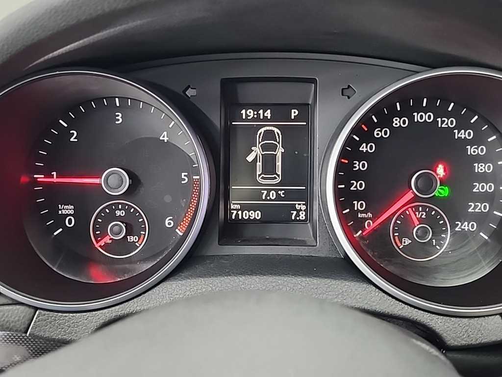 Volkswagen Golf 2.0 TDI 7