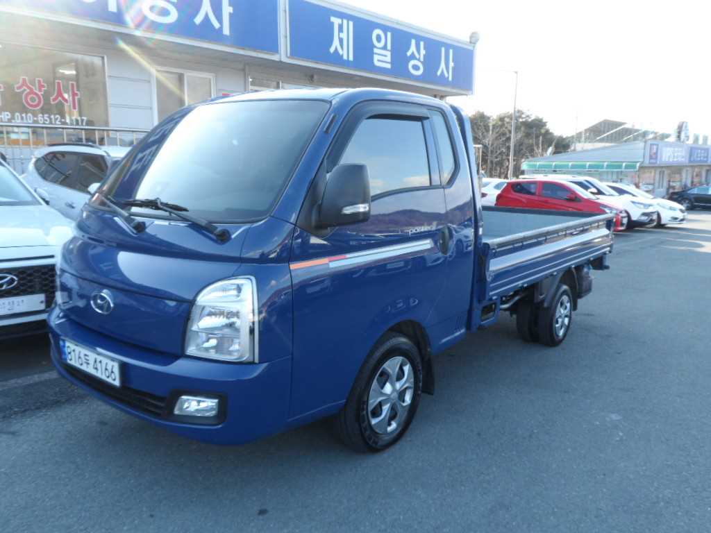 Hyundai Porter 1.0 Ton/ Super Cab/ Long Wheelbase/ CRDi Modern 3