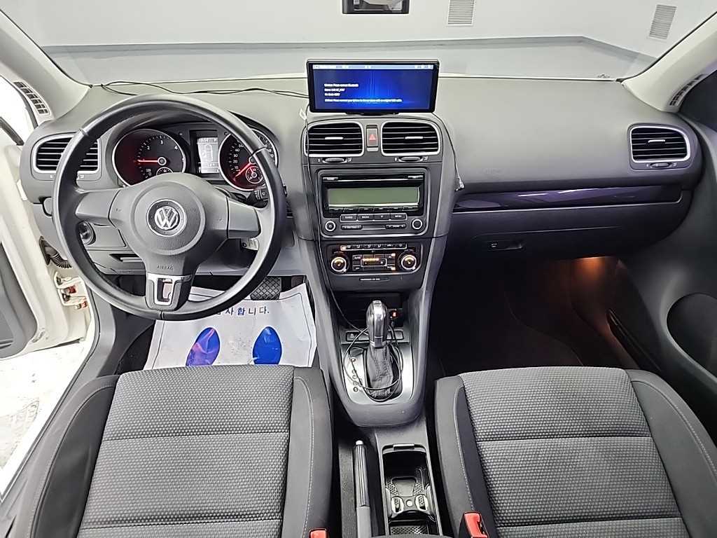 Volkswagen Golf 2.0 TDI 8