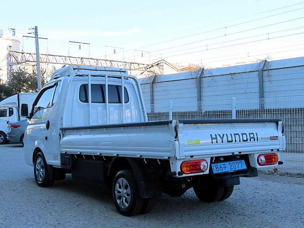 Hyundai Porter 1.0 Ton/ Super Cab/ Long Wheelbase/ Smart Special 4