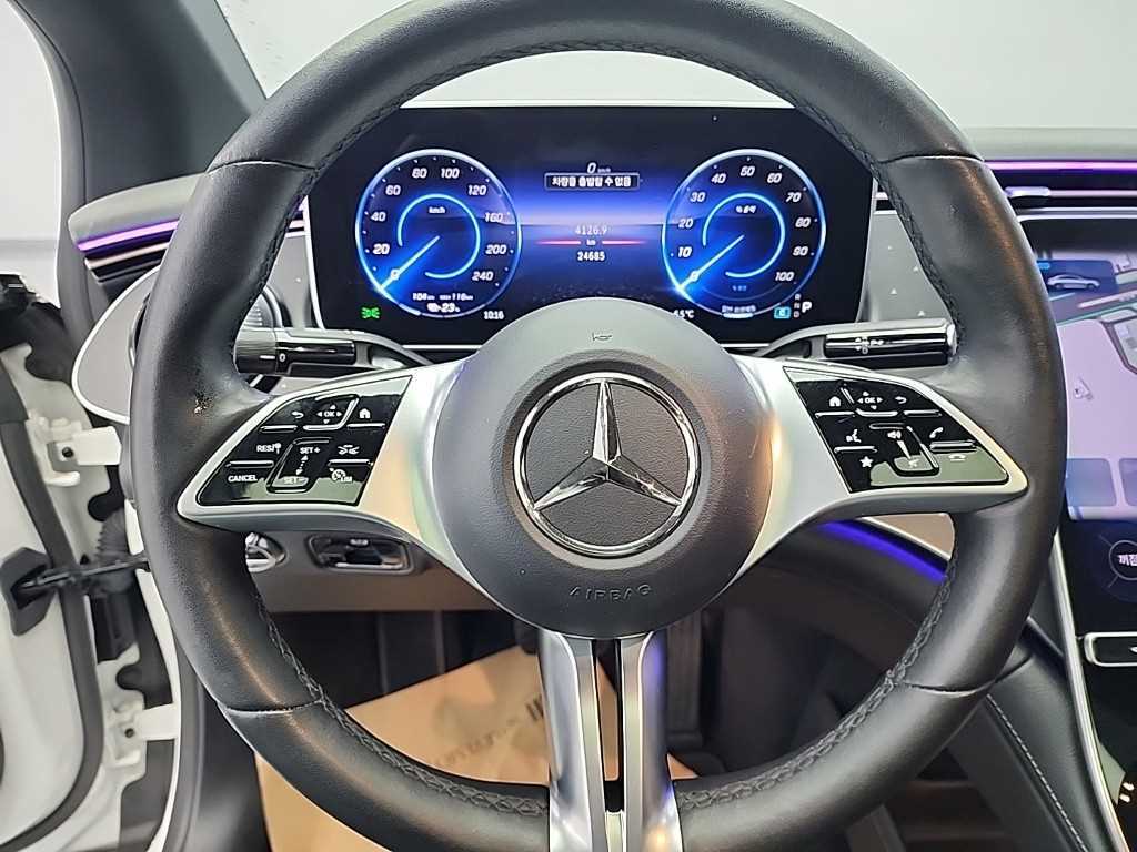 Mercedes-Benz EQE-Class EQE350 4Matic 9