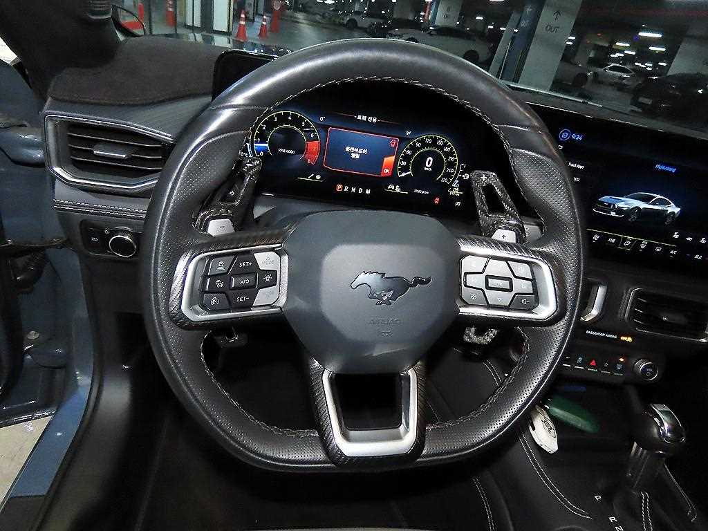 Ford Mustang 2.3 EcoBoost Premium Coupe 9