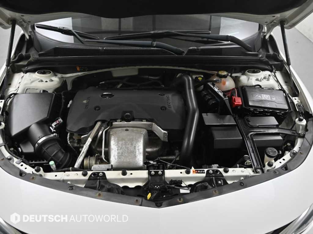 Chevrolet Malibu Gasoline 2.0 Turbo Premier Special 7