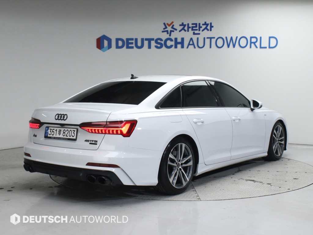 아우디 A6 45 TFSI 콰트로 프리미엄 사진 2/20