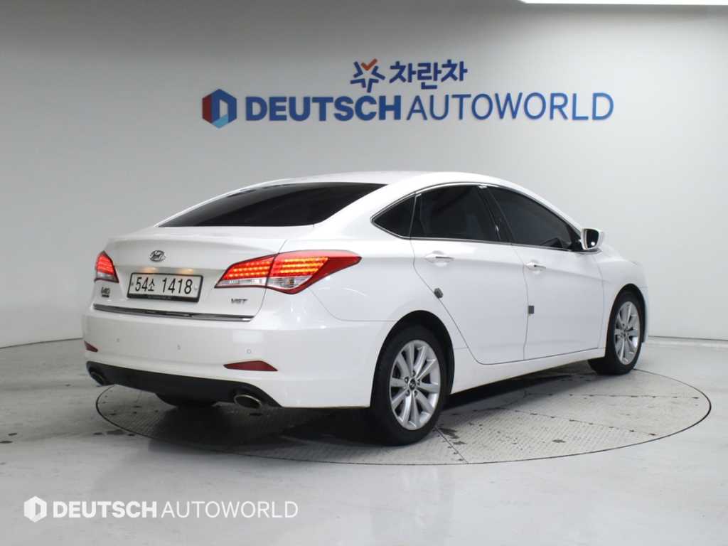 현대 i40 1.7 VGT SMART 사진 2/20
