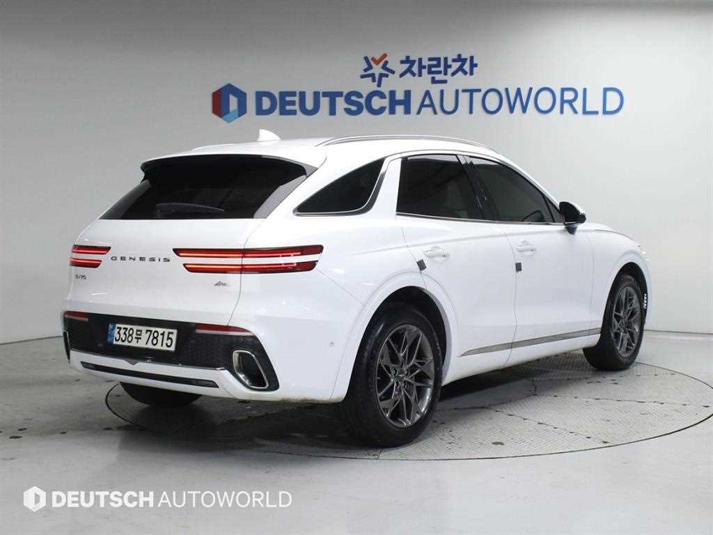 Genesis GV70 2.5T Gasoline AWD 4