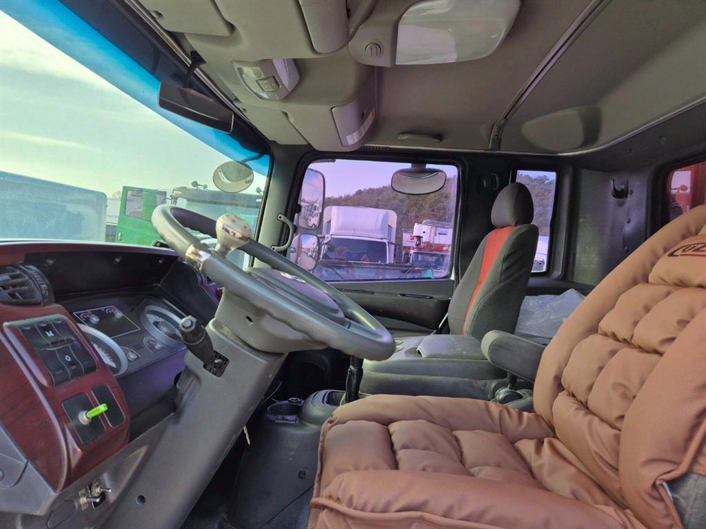 현대 메가트럭 집게차 5톤 수동 없음(순정) 13