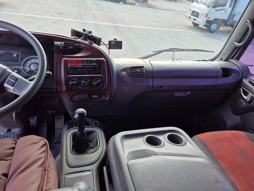 현대 메가트럭 집게차 5톤 수동 없음(순정) 16