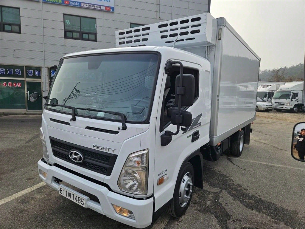 현대 올뉴마이티 2.5톤 냉동탑 2