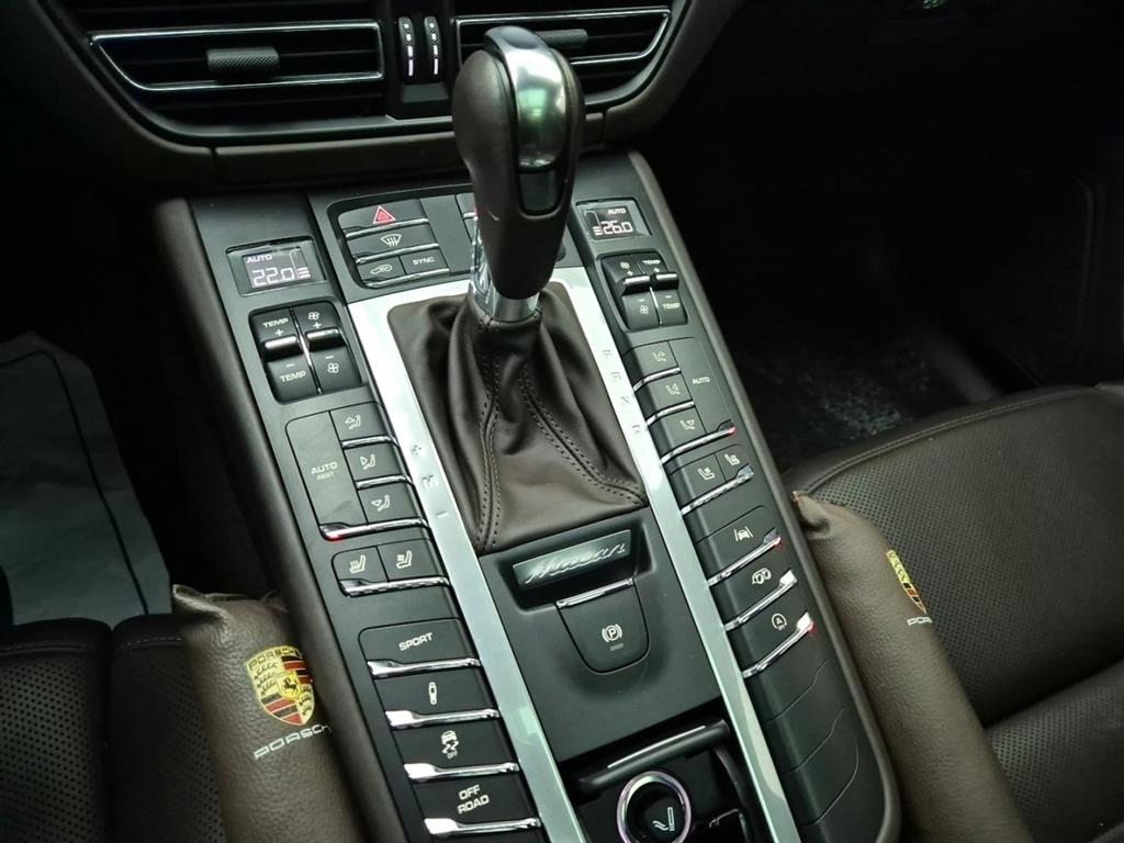 Porsche Macan Gasoline 2.9 GTS 9