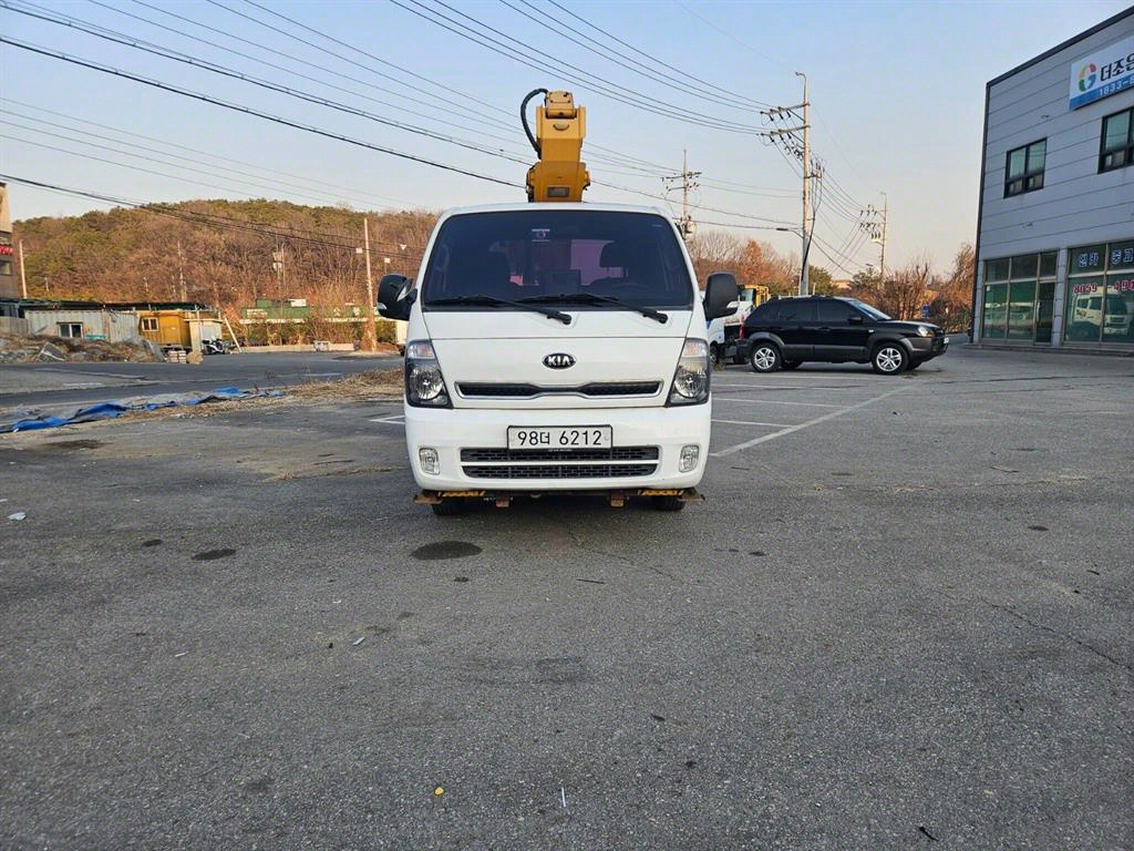 고소작업차 동해기계항공 봉고3 1.2톤