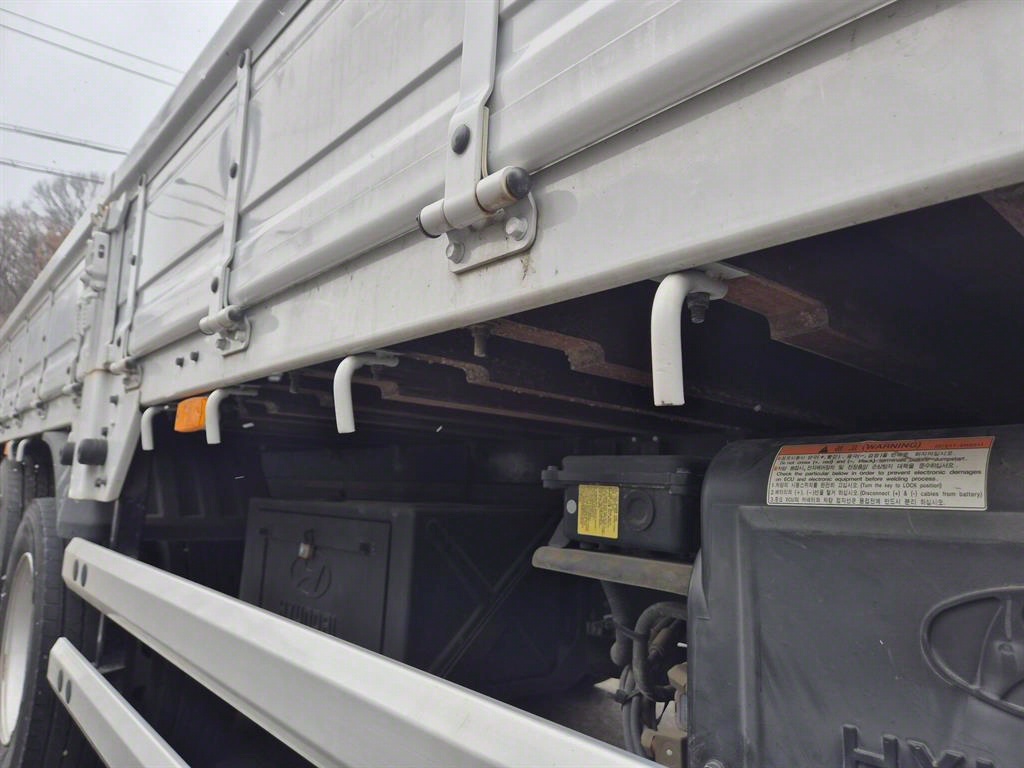 현대 메가트럭 카고 5톤 수동 10