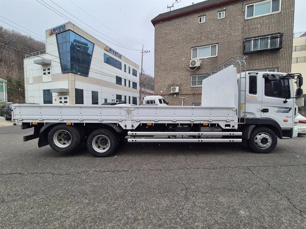 현대 메가트럭 카고 5톤 수동 7