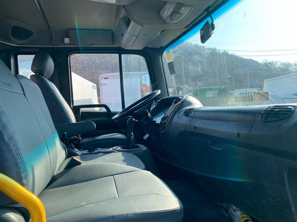 현대 카고크레인 없음(순정) 메가트럭 5톤 19