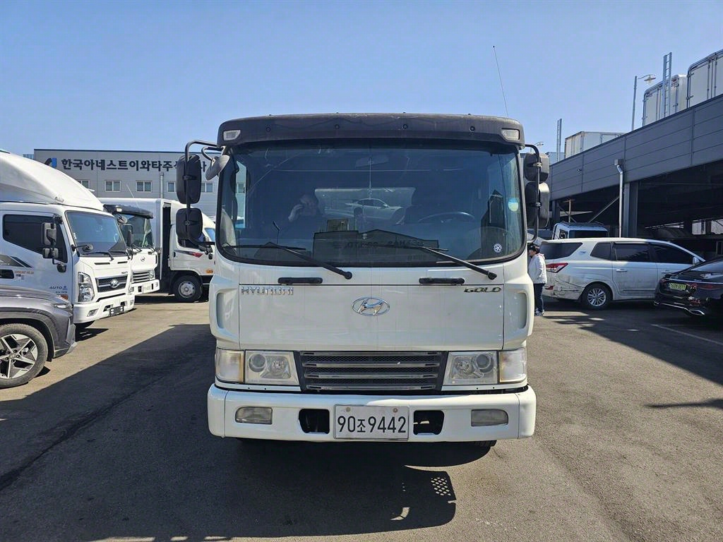 현대 메가트럭 진개덤프 5톤 수동 - 중고 트럭 매물 이미지