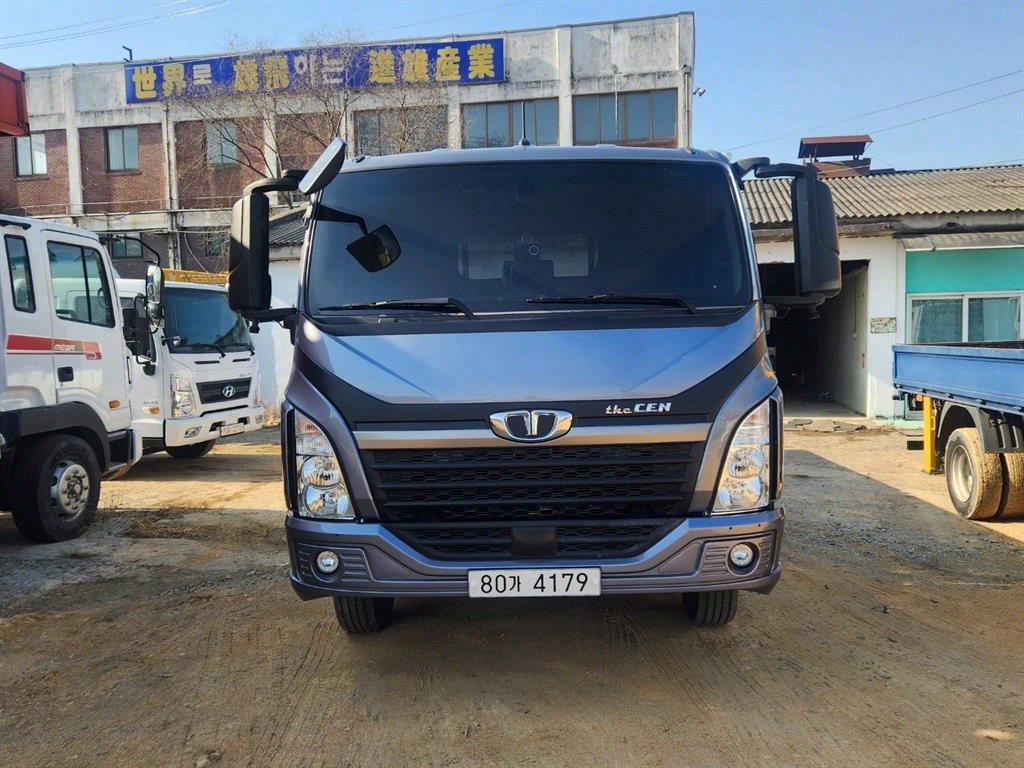 더쎈 3.5톤 카고
