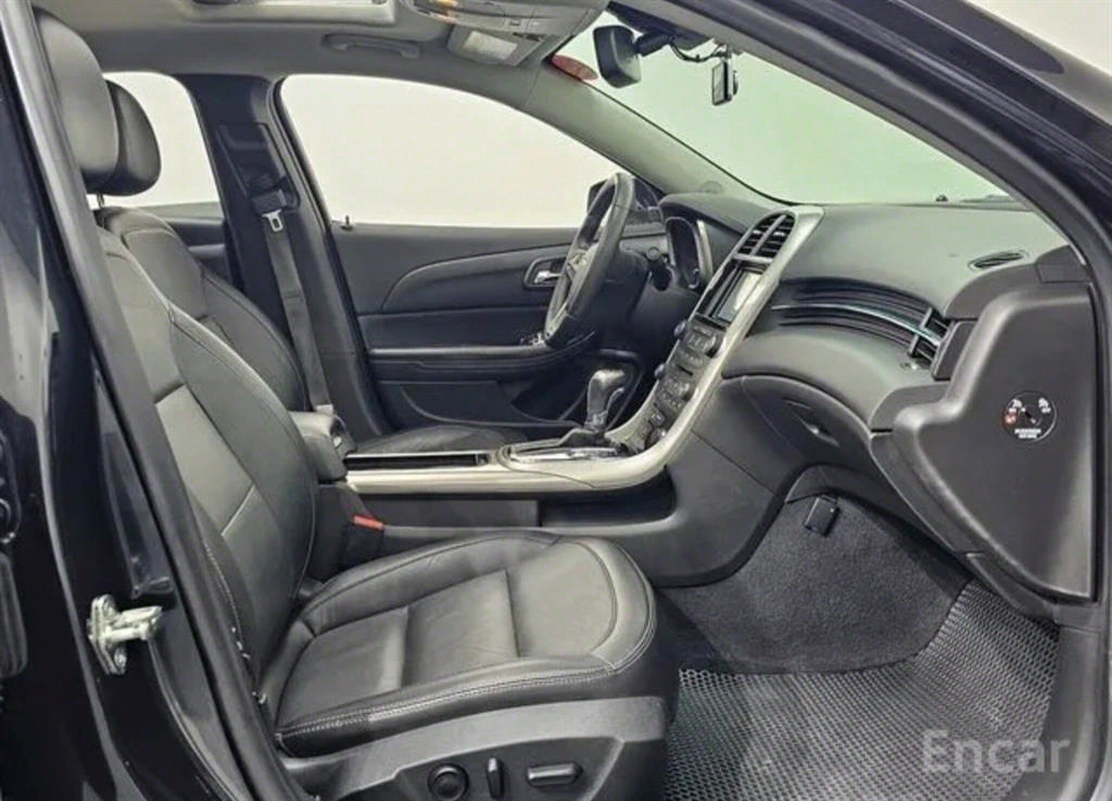 Chevrolet Malibu 2.0 LT Deluxe 9