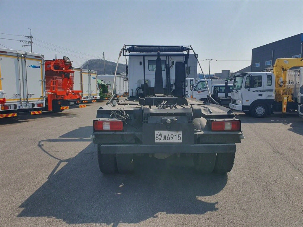 엑시언트 암롤 440 24톤 수동