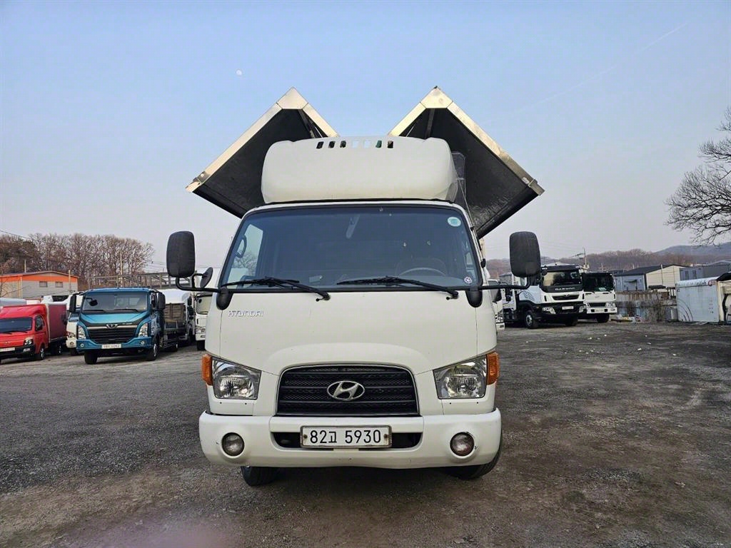 이마이티 2.5톤 냉동윙