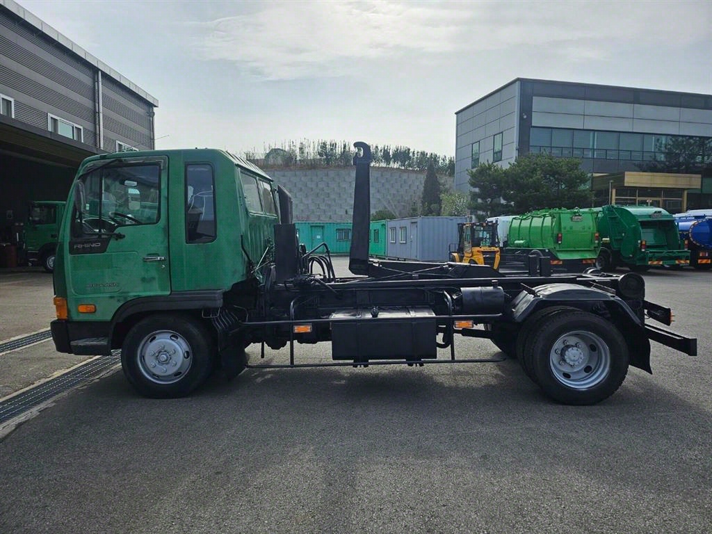 라이노 암롤 5톤 수동 단바리