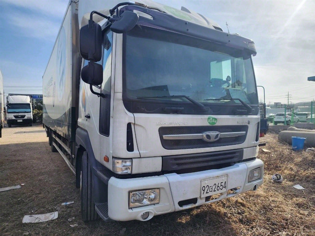 타타대우 노부스 단바리 냉동탑 6.5톤 수동 2