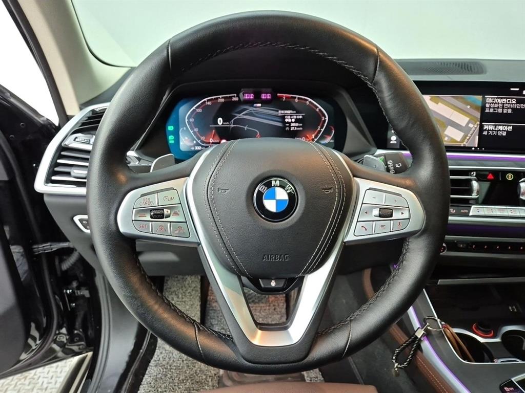 BMW X7 xDrive 40i Design Pure Excelence 10