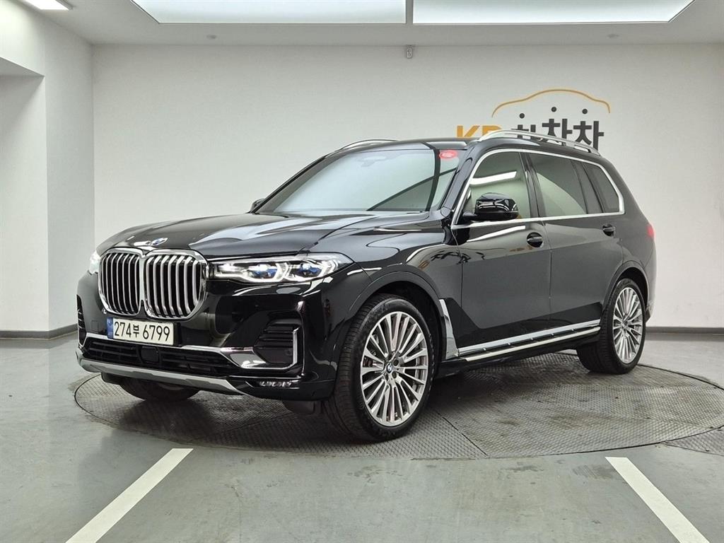BMW X7 xDrive 40i Design Pure Excelence