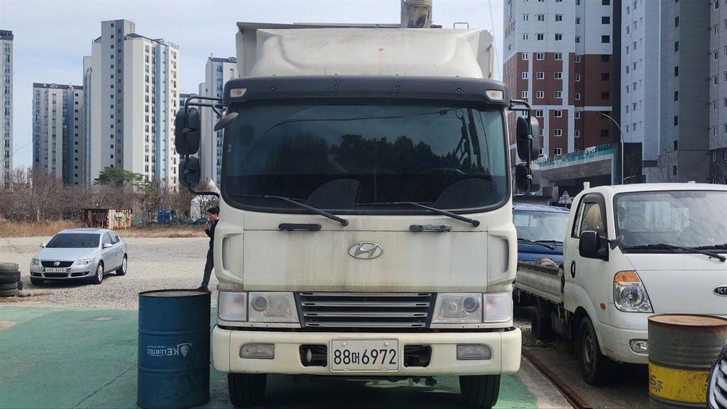 메가트럭 8톤 사료운반차