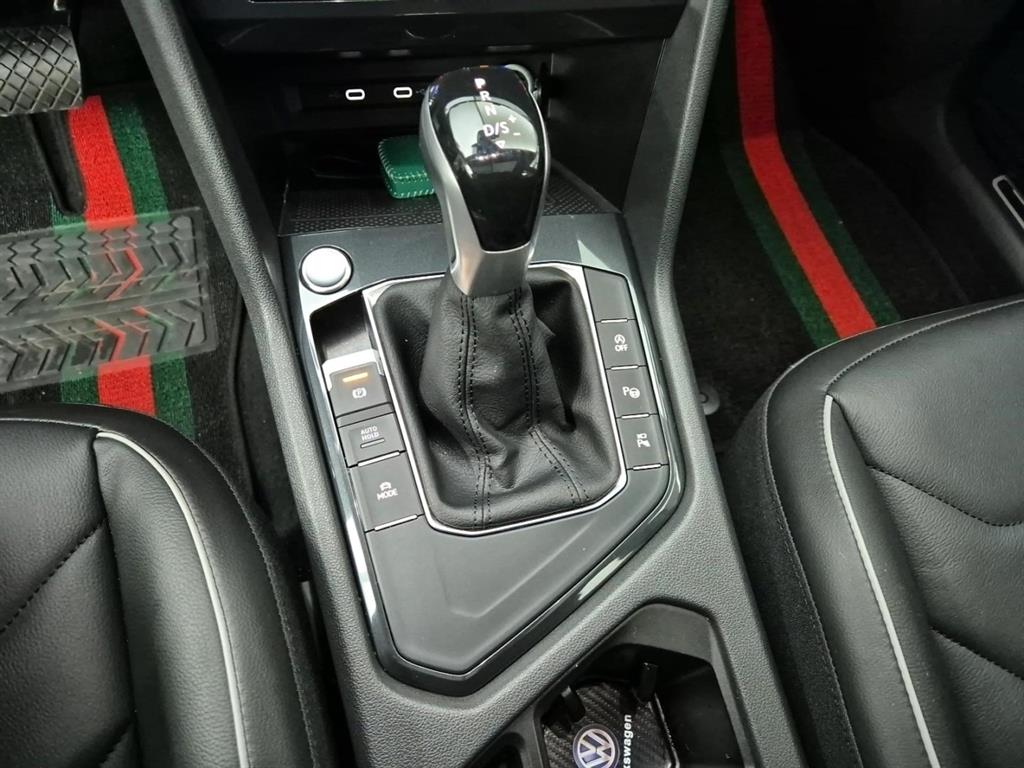 Volkswagen Tiguan 2.0 TDI Prestige 9