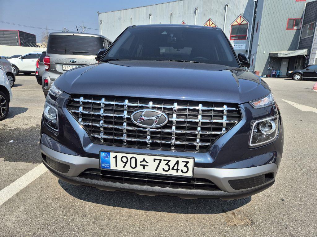 Hyundai Venue 1.6 Modern 3