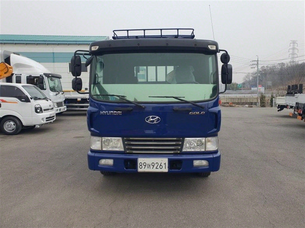 메가트럭 260 카고 5톤 수동