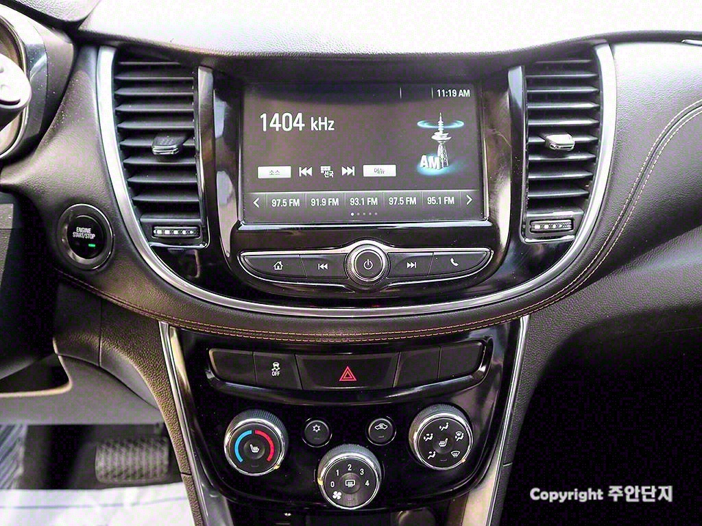 Chevrolet Trax Gasoline 1.4 LT Deluxe 9