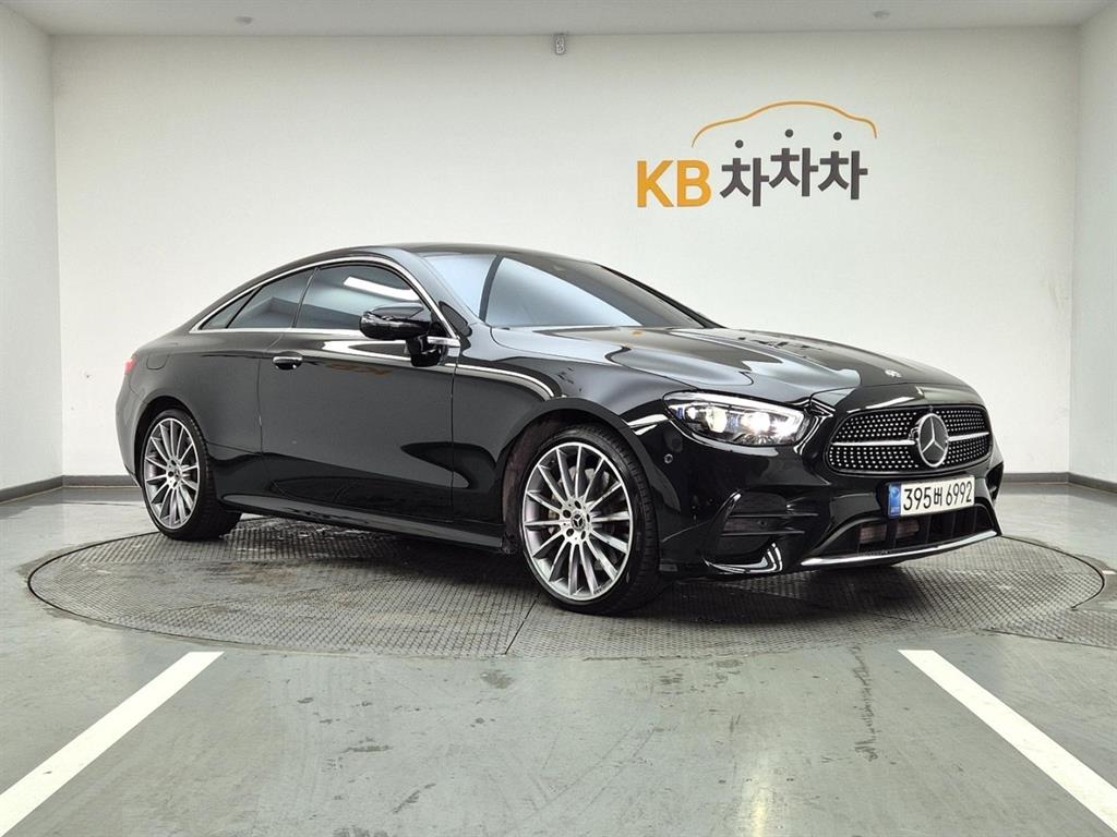 Mercedes-Benz E-Class E450 4MATIC Coupe 3