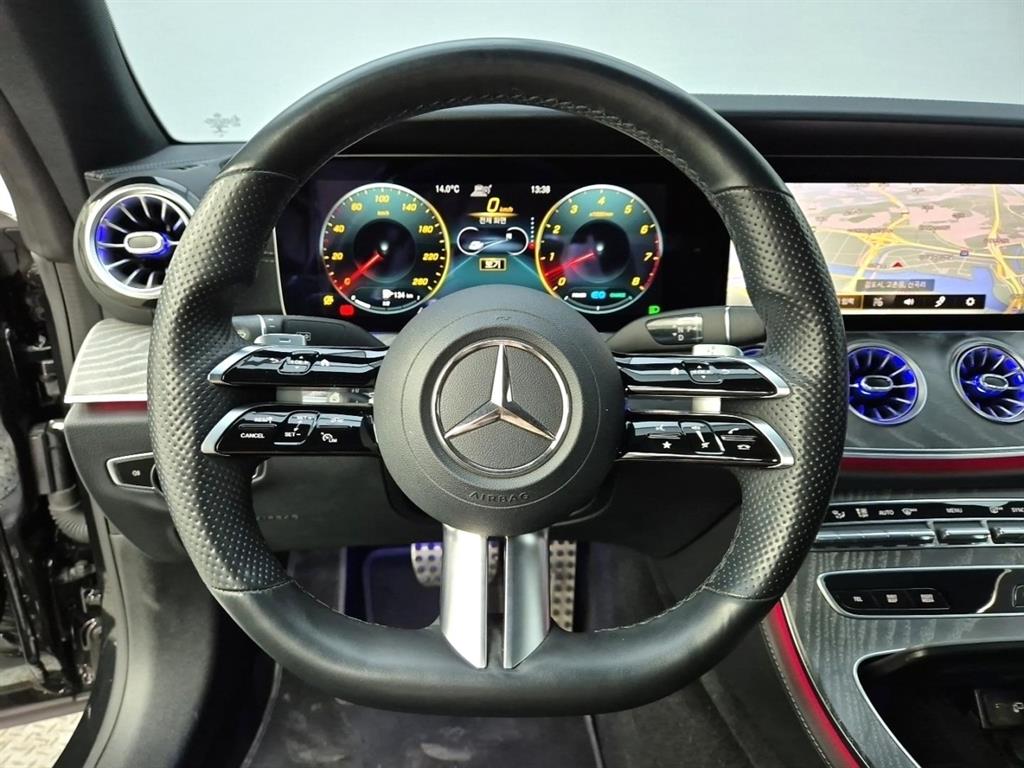 Mercedes-Benz E-Class E450 4MATIC Coupe 10