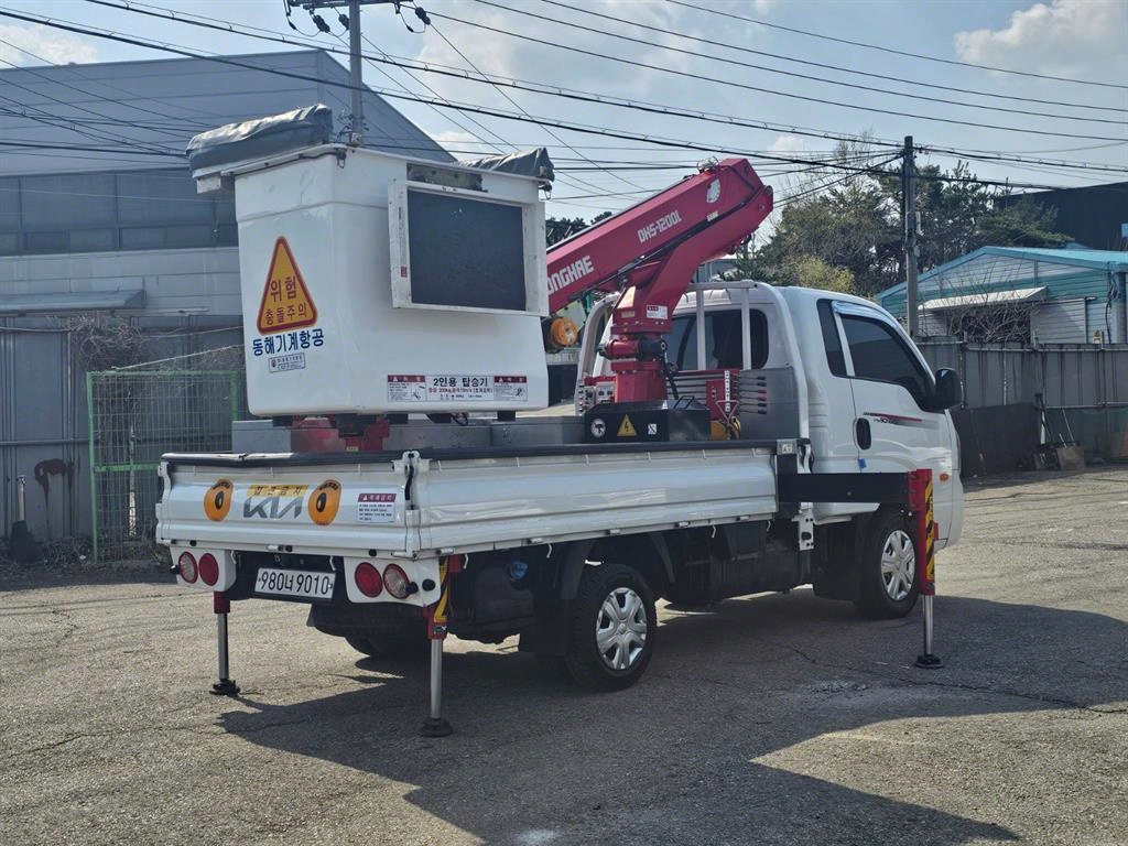 고소작업차 동해기계항공 봉고3 1톤
