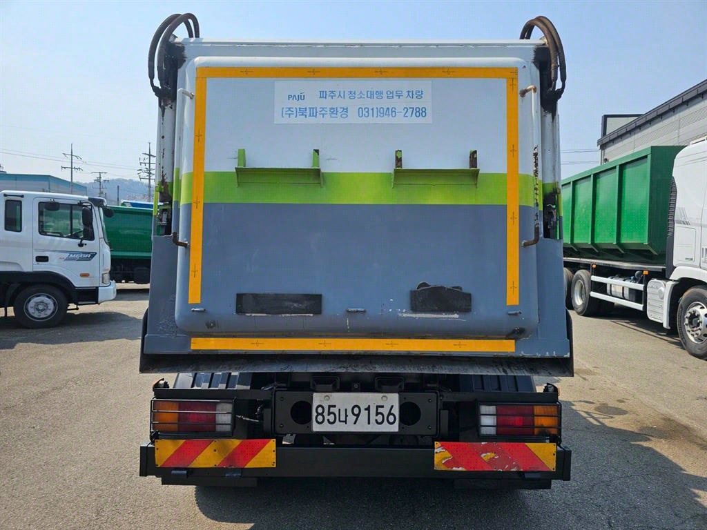 음식물차 메가트럭 5톤