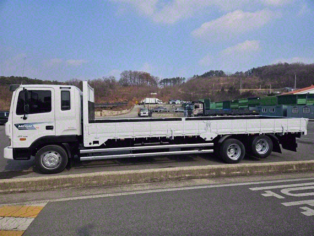 메가트럭 카고 6.5톤 수동