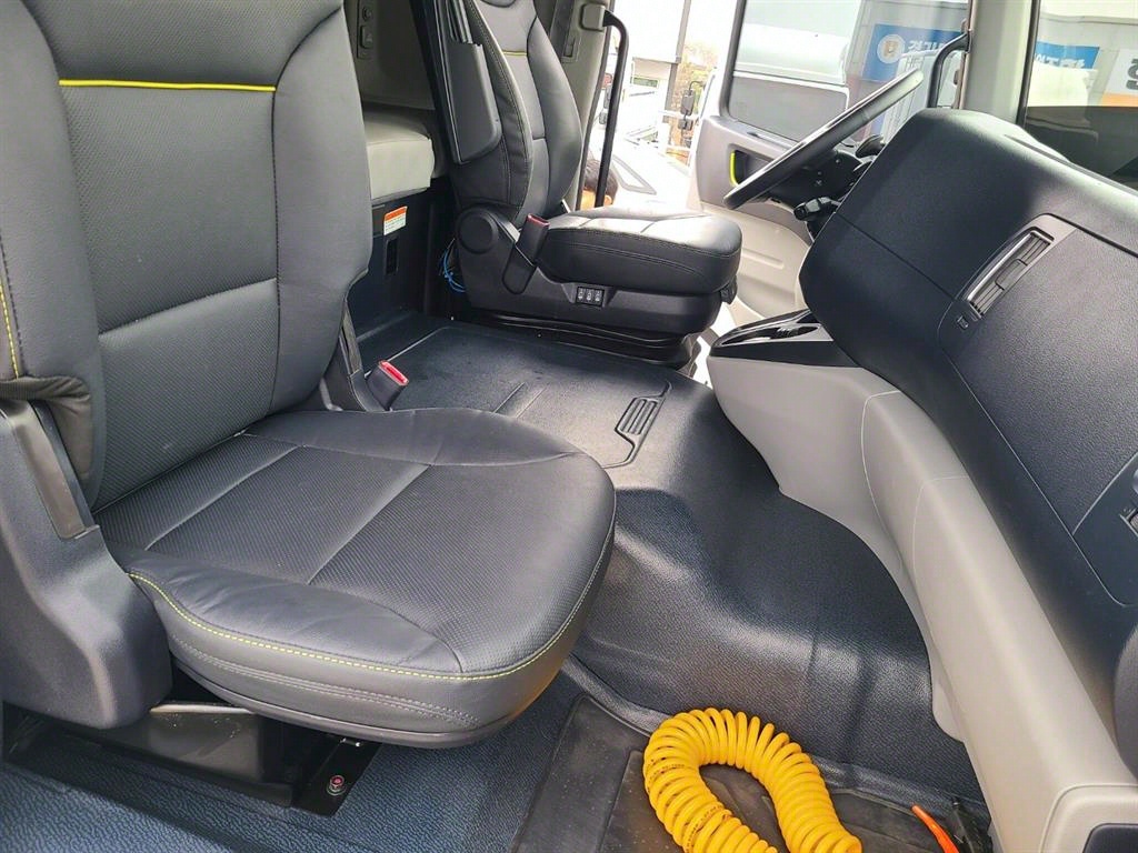 현대 파비스 325 단바리 윙바디 5.5톤 오토 12